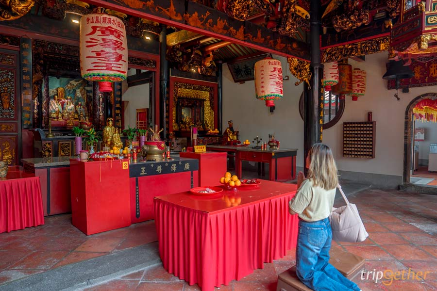 Hong San See Temple