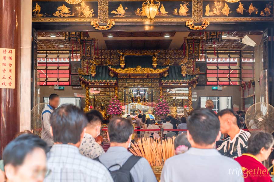 Kwan Im Thong Hood Cho Temple