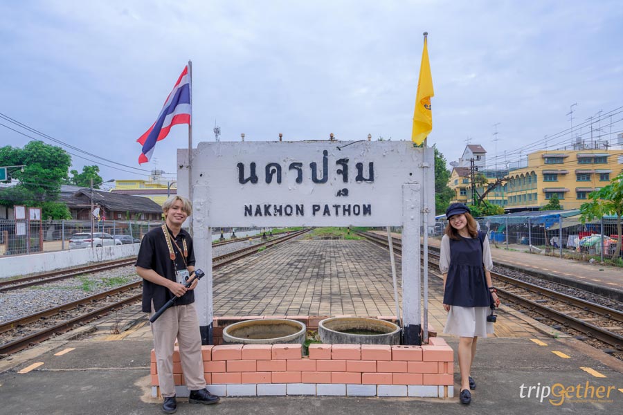 เส้นทางนั่งรถไฟเที่ยว