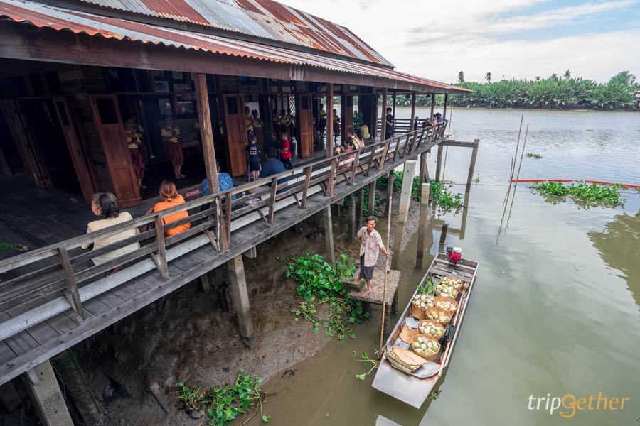 ตลาดน้ำใกล้กรุงเทพ 