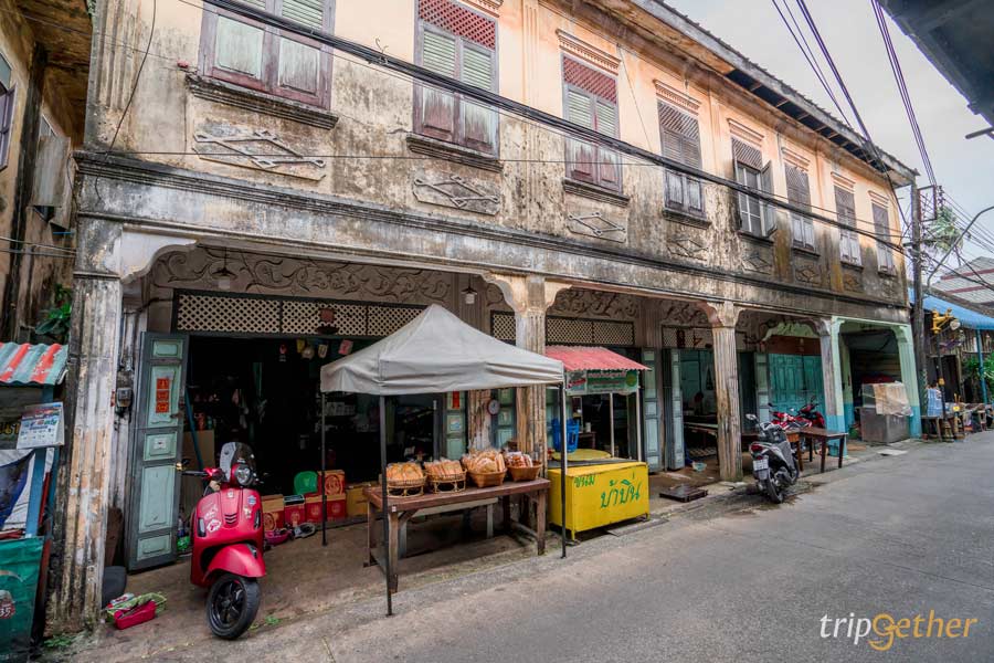 ตลาดริมน้ำจันทรบูร จันทบุรี เดินเล่นย่าน Old town สุดชิลล์