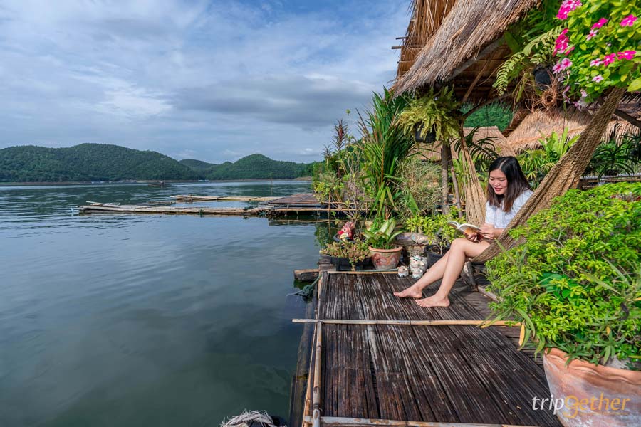 Sweet Home Floating House